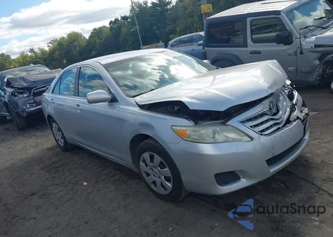 2010 Toyota Camry Le z USA, uszkodzony, nr VIN 4T1BF3EK8AU095268